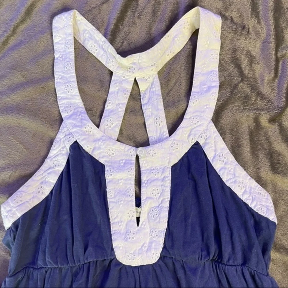 4 for 16$ Nicolette Racerback tank top 4 for 16$